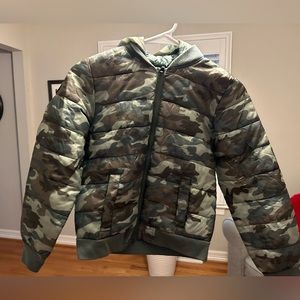 Justice Girls Camouflage Puffy Jacket | size: girls 10